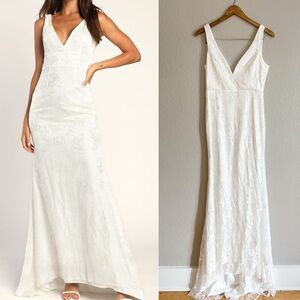 Lulu's Elegant White Wedding Dress